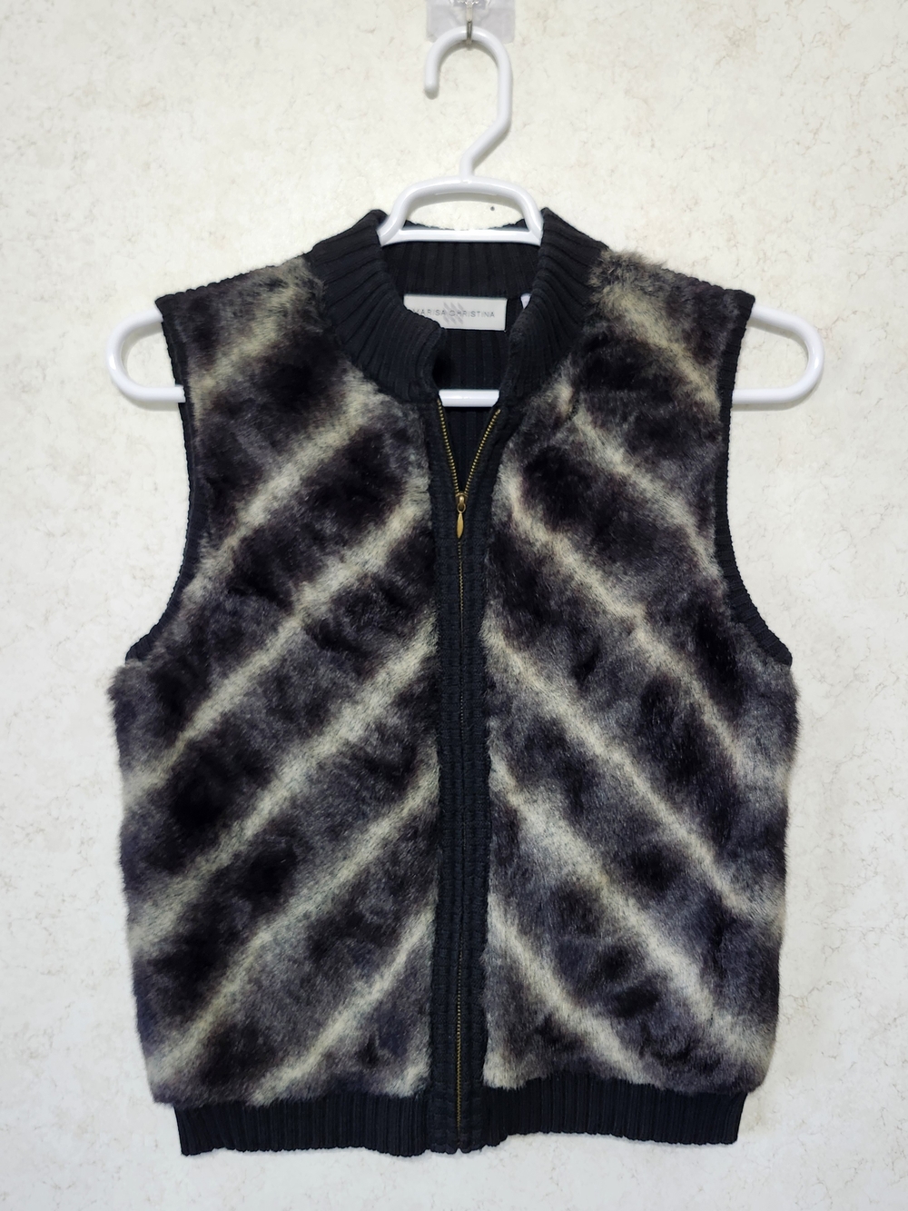 Marisa Christina Ladies Medium Faux Fur Front Zip Vest Casual Work Home